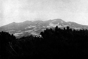 Восхождение на вулкан Горелая Сопка (активный, действующий, 1829 м)