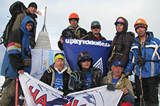 Пик Шелехов (1Б, 2811 м), восхождение тур. клуба 'Наследники' в 2012 г.  Публикация в газете 'Шелеховский вестник'