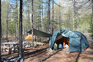 Базовый лагерь в долине Актру